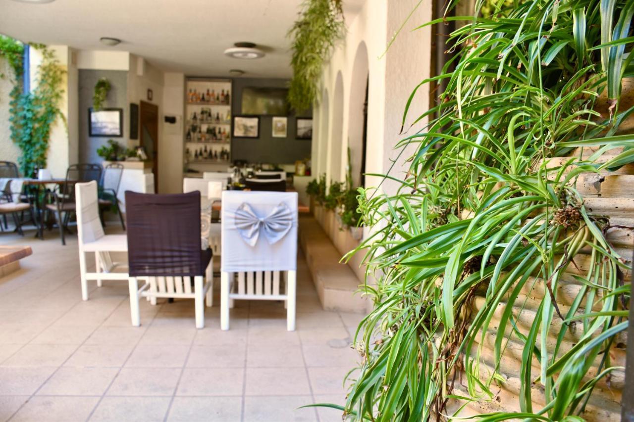 Family Hotel Apolonia Sozopol Buitenkant foto