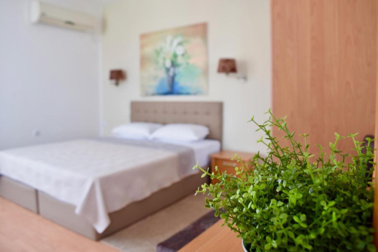 Family Hotel Apolonia Sozopol Buitenkant foto